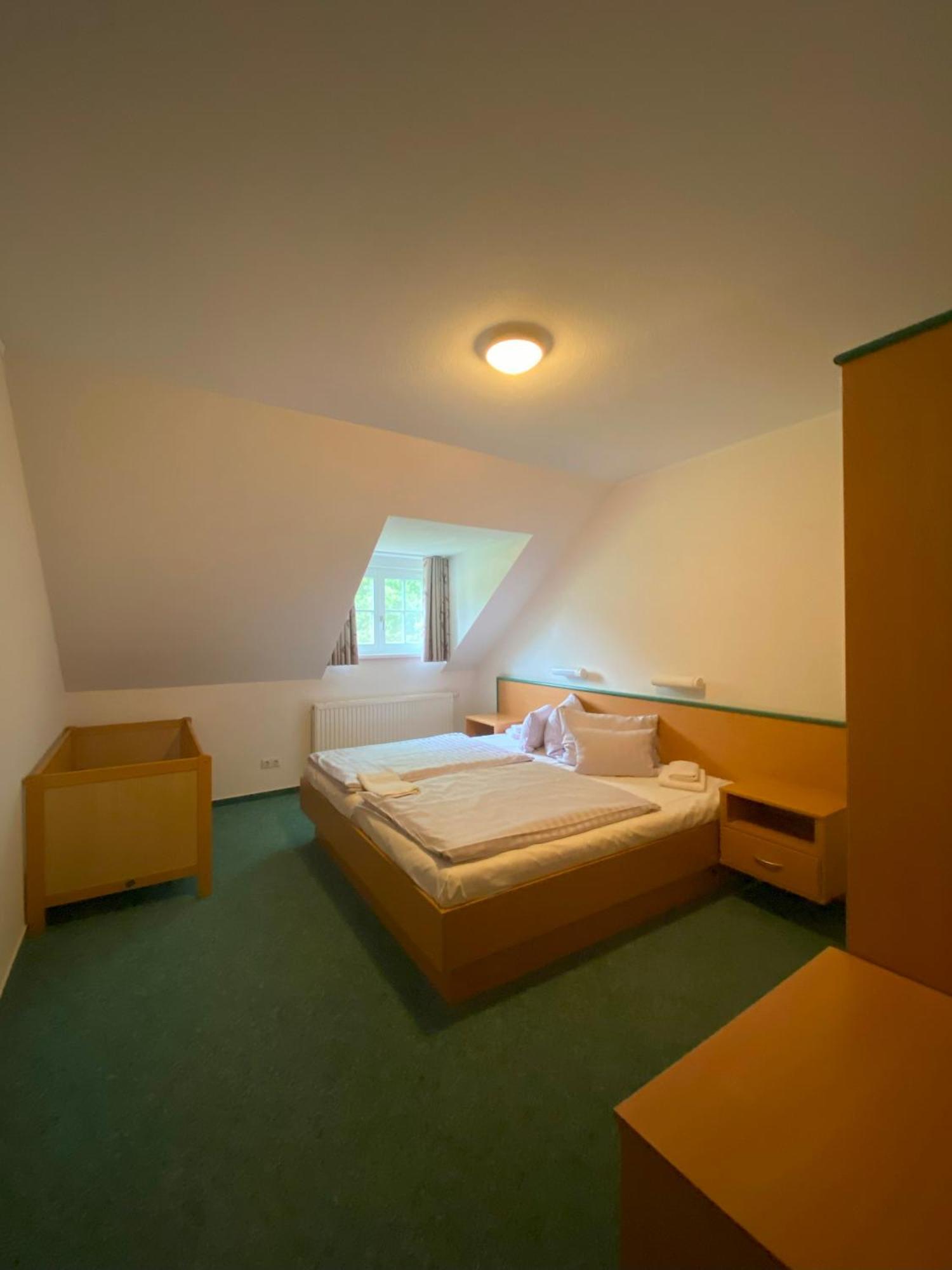 Bildungsgut Schmochtitz Hotel Kültér fotó