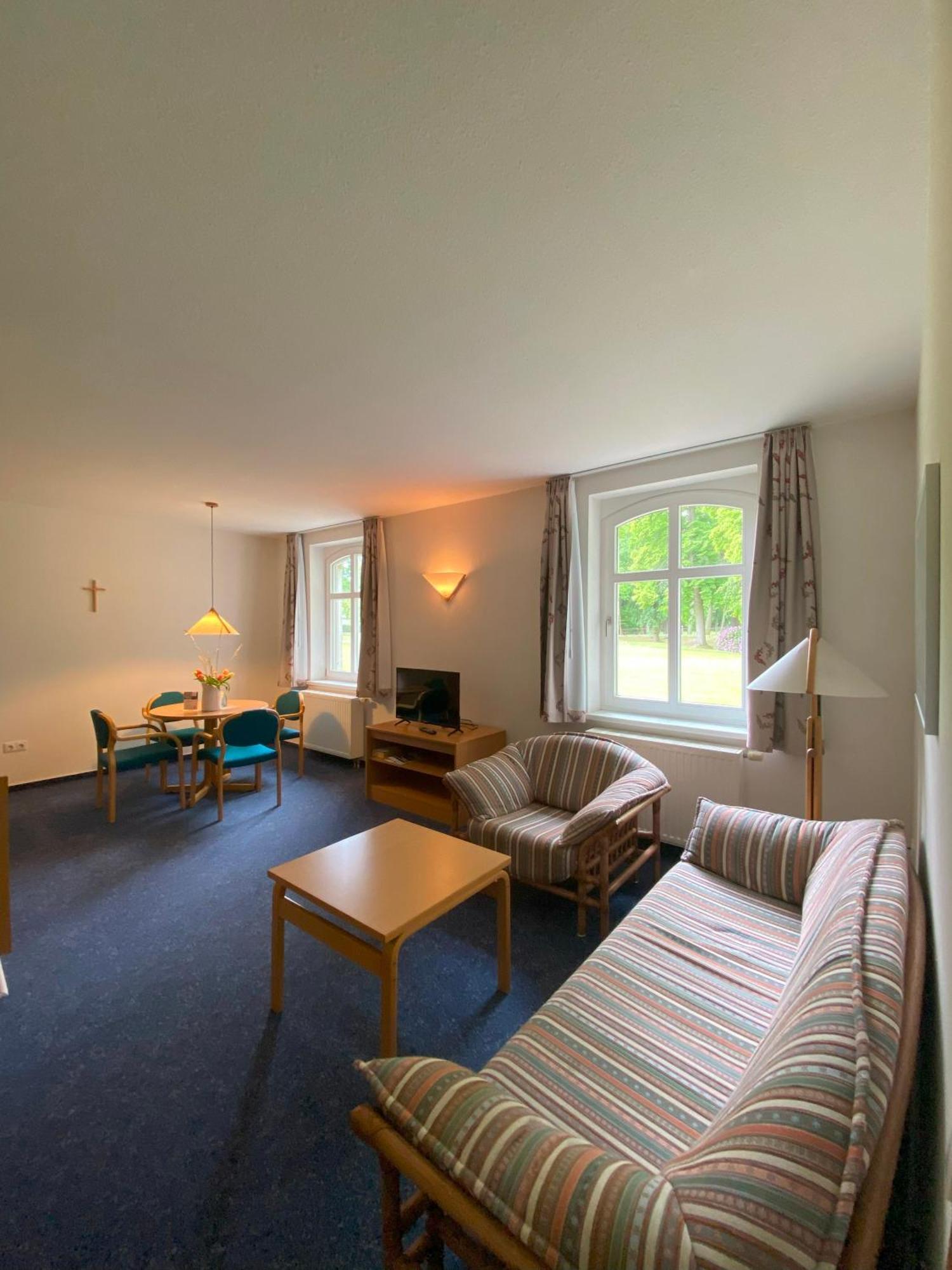 Bildungsgut Schmochtitz Hotel Kültér fotó